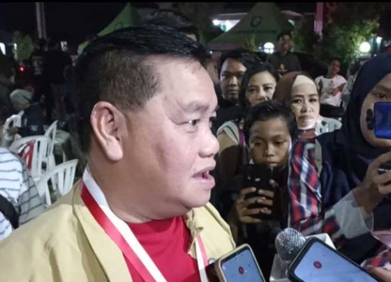 Bupati Kotim Halikinnor saat malam HUT Kotim 7 Januari 2023 di mana ia telah menginformasikan Capaian UHC membuat warga Kotim bisa berobat cukup dengan KTP