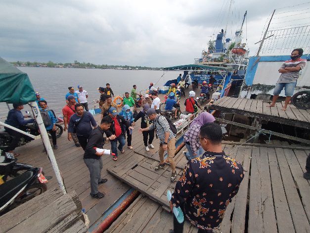 Tahun ini Dermaga Kecamatan Seranau dan Sampit Diperbaiki