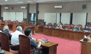 DPRD Kotim menerima kunjungan stakeholder perguruan tinggi sebagai cikal bakal munculnya Perda Bantuan Pendidikan Tinggi Pastikan Penerima Manfaat Tepat Sasaran 24 September 2022.