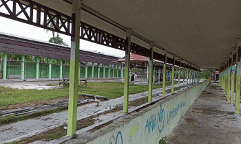 Ini adalah Pasar Terpadu Raja Bungsu Bagendang Wakil Ketua I DPRD Kotim Rudianur mengharapkan pedagang pasar dadakan menempati los di pasar yang dibangun pemerintah tersebut.