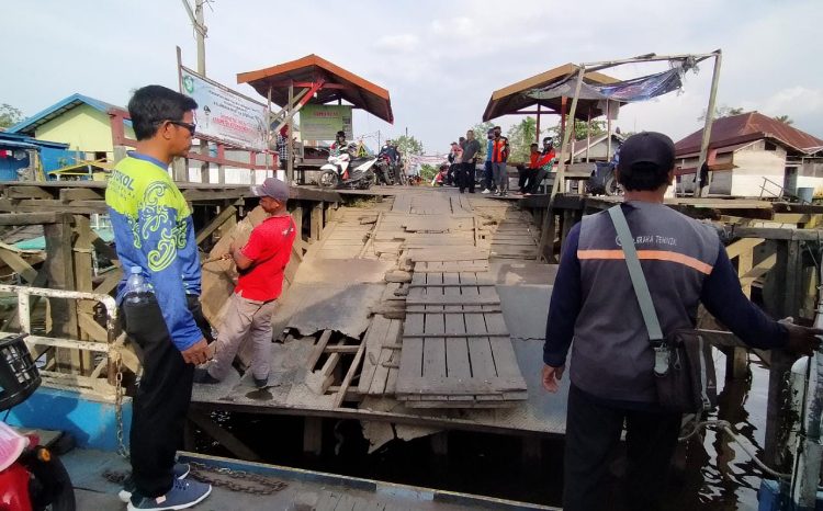 Agustus 2023, Warga Bisa Bawa Mobil saat Menyeberang Sungai Mentaya