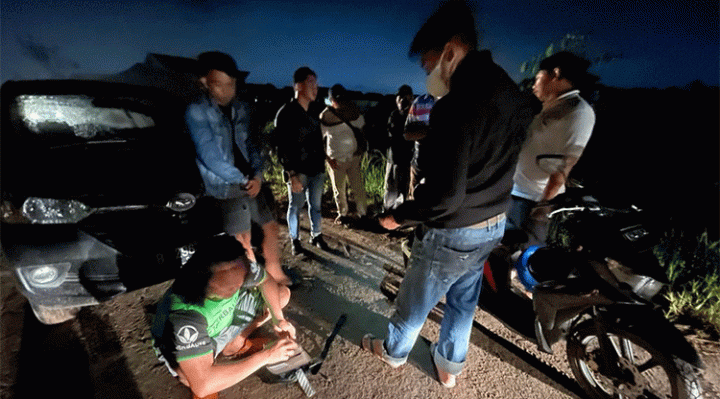 Penangkapan pelaku pengedar sabu berinisial R oleh tim Cobra Satreskoba Polres Kotim.