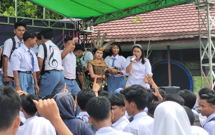 Pentas Seni SMKN 1 Sampit, Akomodasi Minat Siswa Bidang Seni