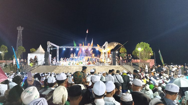 Perhelatan Event Akbar Keagamaan Kampanyekan Ikon Jelawat untuk Kegiatan Positif