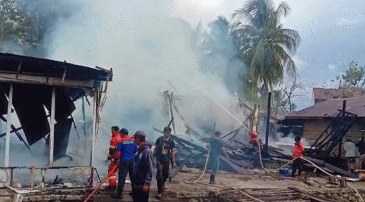 Kebakaran Bangunan Di Palangka Raya Diduga Karena Korsleting Listrik ...