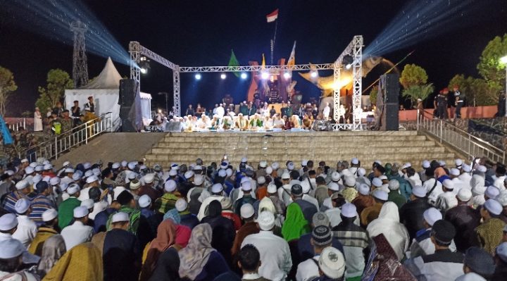 Suasana di Ikon Jelawat jadi saksi bisu lantunan zikir puluhan ribu jemaah Haul Abah Guru Sekumpul Sabtu 28 Januari 2023