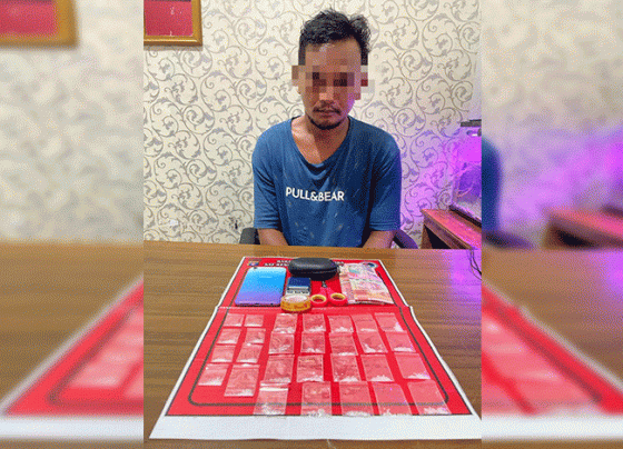 Tersangka pengedar sabu dan barang bukti saat diamankan Polres Kotim.
