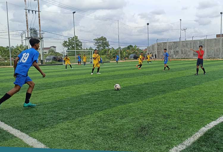 Turnamen Pertandingan Mini Soccer sebagai Fun Football untuk Siswa