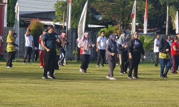 Wakil Bupati Kotim Irawati saat senam bersama dengan OPD beberapa waktu lalu.