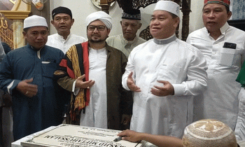 Bupati Kotim Halikinnor bersama Sekda Fajrurrahman menghadiri peresmian Masjid Miftahussalam di Jalan Ir Juanda Sampoit Rabu 15 Februari 2023.