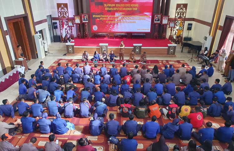 Halikinnor Beri Motivasi bagi Personel Damkarmat dan BPBD