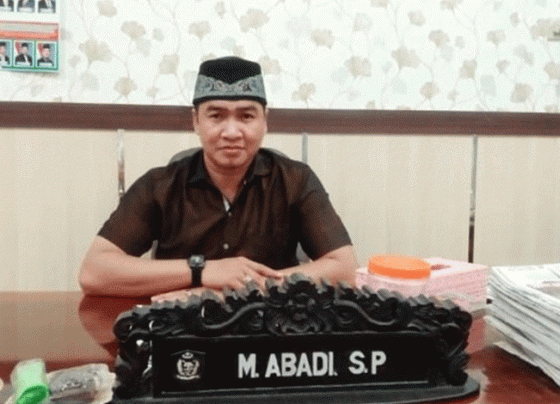 Ketua Fraksi PKB DPRD Kotim M. Abadi yang mendukung pemasangan patok batas tanah untuk masyarakat Kotim.