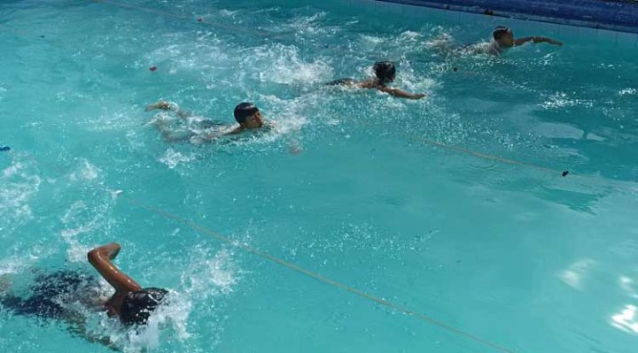 Kompetisi O2SN cabor renang putera di fasilitas kolam renang Hotel Wella Jalan Tjilik Riwut Baamang Sampit Rabu 8 Februari 2023