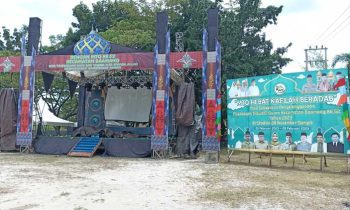 Panggung yang sudah mulai dipersiapkan untuk memeriahkan MTQ ke 52 Kecamatan Baamang di Stadion 29 Nopember Sampit Jumat 24 Februari 2023