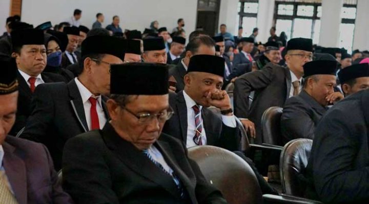 Para Camat di Kotim saat mendengarkan nama nama mereka disebutkan saat rotasi jabatan Senin 27 Februari 2023.