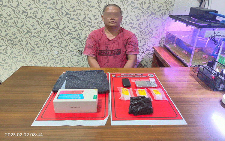 Polres Kotim Tangkap Pengedar Sabu Kuala Kuayan