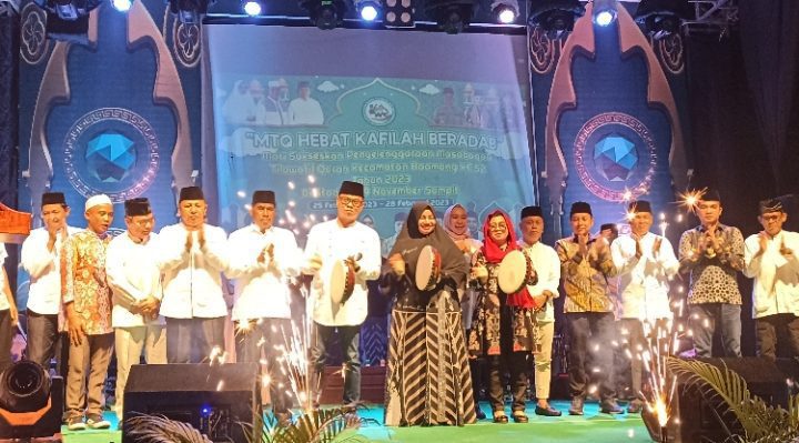 Pembukaan MTQ ke 52 Kecamatan Baamang oleh Wabup Kotim Irawati dan sejumlah pejabat Sabtu malam 25 Februari 2023.