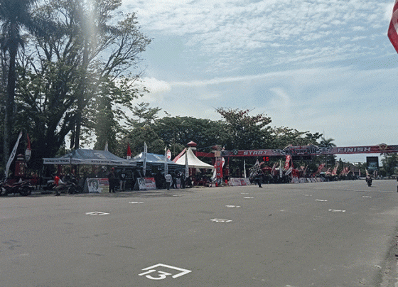 Penentuan babak garis start Bupati Kotim Open Race Motorprix Sabtu 11 Februari 2023.