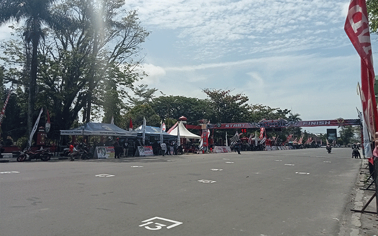 Bupati Kotim Open Race Motorprix Tembus 207 Peserta