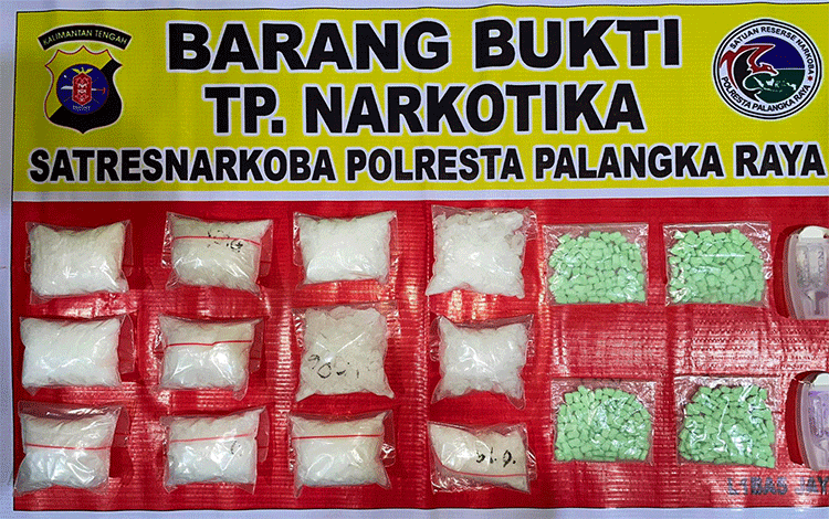 Pengedar Narkoba di Palangka Raya Dibekuk, Lebih 1 Kg Sabu dan Ratusan Butir Pil Ekstasi Disita