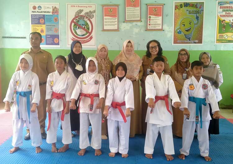 Siswa SDN 9 Baamang Tengah Juara 1 Cabor Karate Putera Seleksi O2SN Kecamatan
