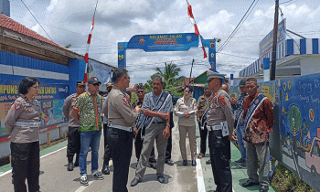 Suasana kunjungan dari Tim Penilai Korlantas Polri di Kampung Tertib Lalu Lintas Kelurahan Baamang Barat Baamang Sampit Kamis 23 Februari 2023. 1