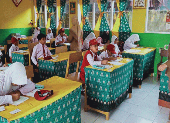 Suasana seleksi OSN Kecamatan MB Ketapang di SDN 3 MB Hulu Jl. A. Yani Sampit Selasa 14 Februari 2023.