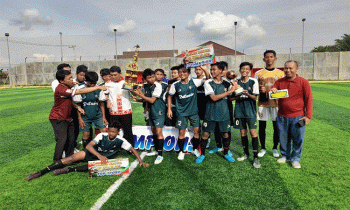Menang Telak 6-1 di Final, SMPN 2 Sampit Juarai Turnamen Mini Soccer