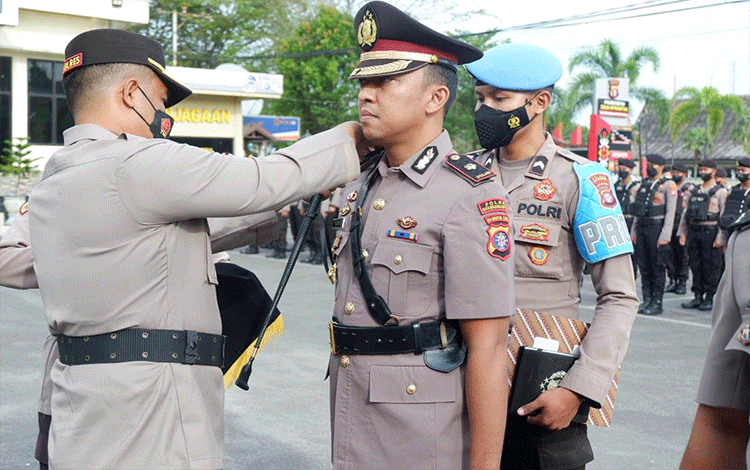 Gelar Apel Serah Terima Jabatan, Ini Pesan Kapolres Kotim