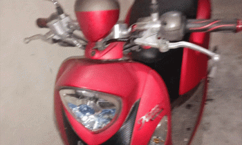 barang bukti 1 unit sepeda motor Yamaha Fino warna merah diamankan di Polsek Jabiren Raya Rabu 1 Januari 2023.
