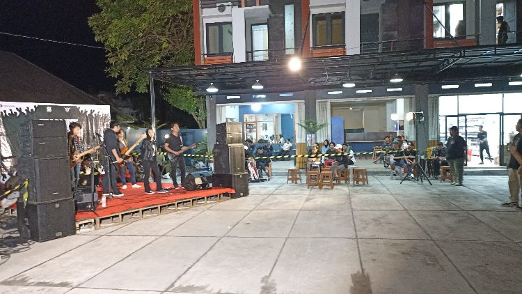 Keren! 6 Band Emo Beraksi, Meriahkan Malam Emonite Chapter II