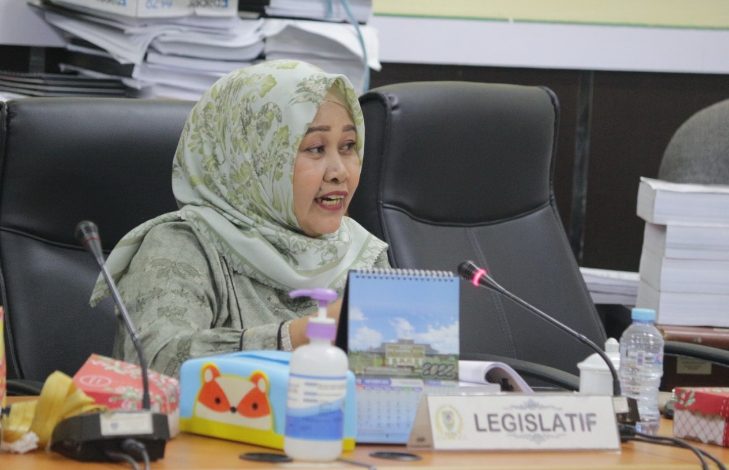 DPRD Seruyan Minta Perhatikan Kualitas Perbaikan Plafon Sekolah
