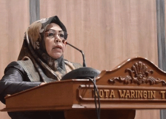 Anggota Fraksi PAN DPRD Kotim Megawati