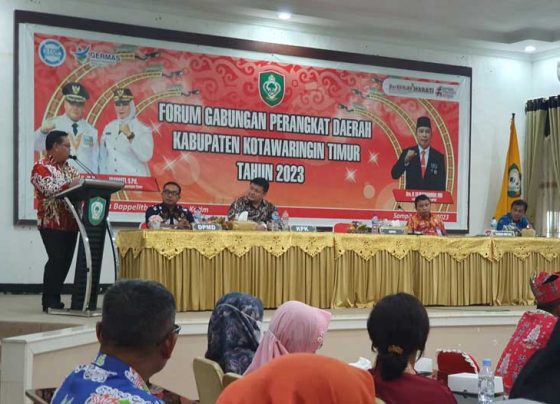 Bupati Kotim Halikinnor saat menyampaikan sambutan saat Observasi Desa Antikorupsi KPK RI Jumat 3 Maret 2023.