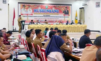 Bupati Kotim Halikinnor saat sambutan dalam Musrenbang RKPD di aula Bappelitbangda Kotim Selasa 21 Maret 2023.