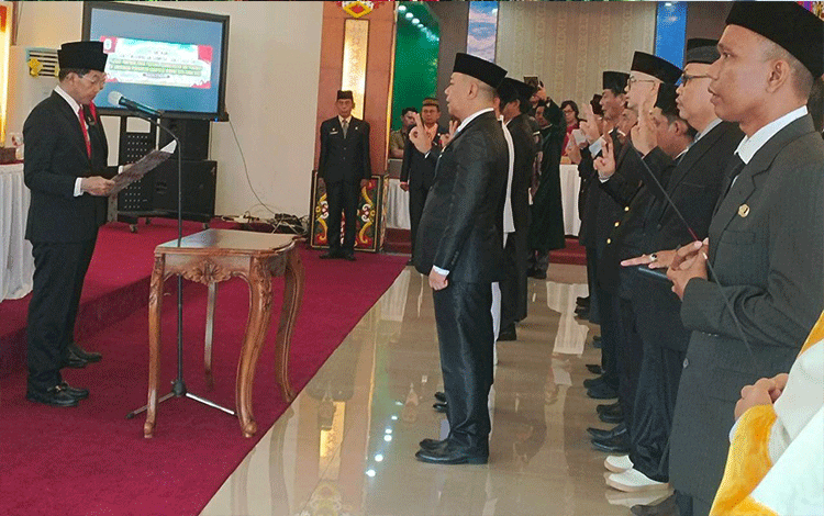 Bupati Murung Raya Lantik 39 Penjabat