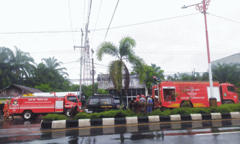 Ilustrasi salah satu tindak penanggulangan kebakaran di Sampit 20 September 2022.