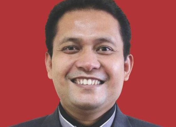 Ketua Dewan Pengawas YLBH Catur Bhakti Wakil Ketua Komisi Informasi Pusat RI Hendra J Kede