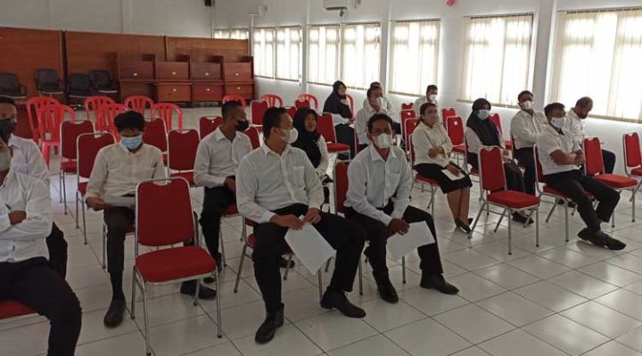 Pelamar bersiap mengikuti tes seleksi PPPK di Kotim.
