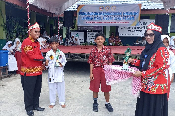 Siswa SDN 9 Baamang Tengah Juara 1 Cabor Karate Putera Seleksi O2SN Kecamatan