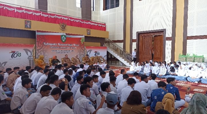 Suasana Dialog Interaktif Masalah Kenakalan Remaja di Rujab Bupati Kotim Jalan A. Yani Sampit Senin 13 Maret 2023.