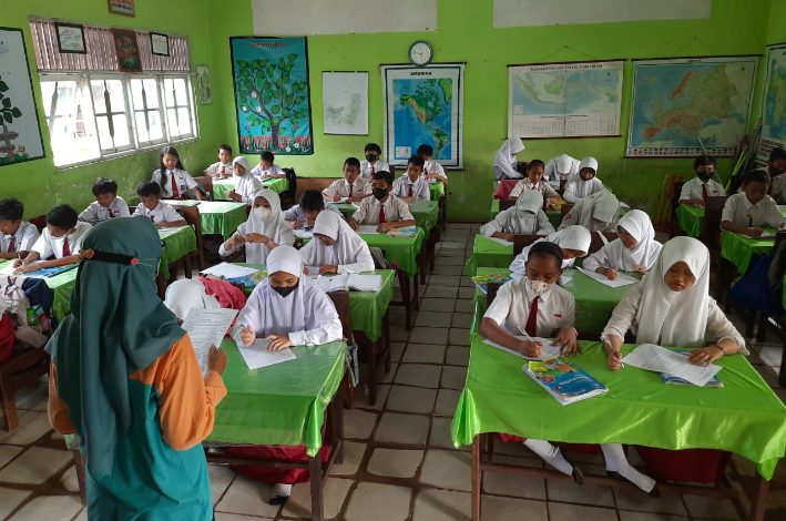 Jam Pelajaran Siswa Selama Bulan Suci Ramadan Berkurang