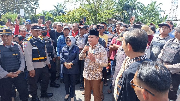 DPRD Minta Pemkab Kotim Kendalikan Harga Pasir dan Tanah Urug
