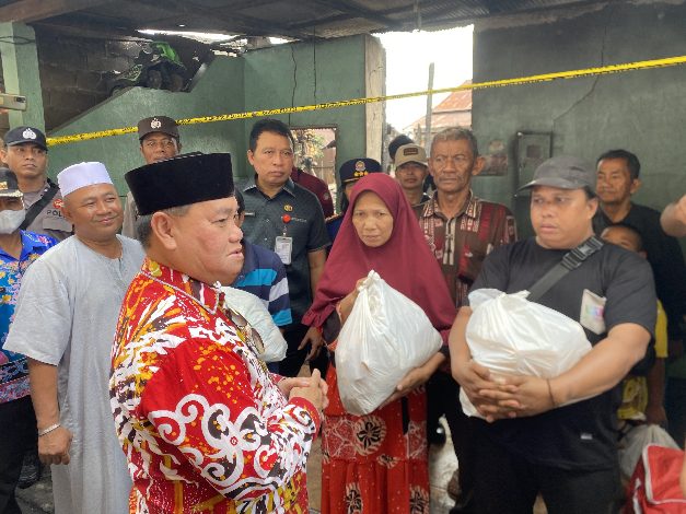 Bantu Korban Kebakaran, Halikinnor Ingatkan Musibah sebagai Cobaan di Bulan Ramadan