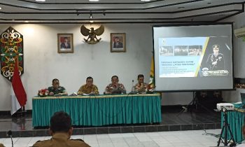 Kapolres Kotim AKBP Sarpani kanan dalam Rakor Lintas Sektor dengan instansi terkait jelang Lebaran Idulfitri 1444 H Senin 3 April 2023