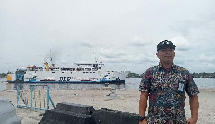 Manager DLU Cabang Sampit Hendrik Sugiharto saat setelah kegiatan pemberangkatan kapal Kirana III tujuan Sampit Surabaya