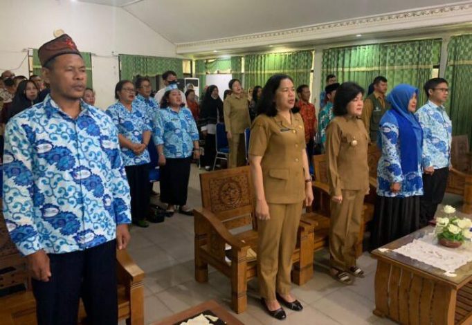 Taty Narang Minta Guru Tanamkan Literasi dan Numerasi bagi Pelajar