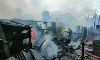 Puing puing rumah warga yang terbakar di Jalan Muchran Ali Komplek Simpang Tiga Baamang Rabu 5 April 2023