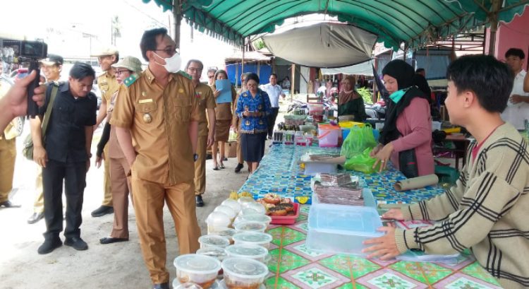 Blok Pasar Kasongan Mangkrak, Wakil Bupati Mengaku Kecewa