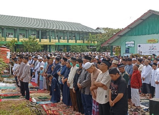 asana Salat Ifulfitri 1 1444 Hijriah Komplek Perguruan Muhammadiyah Sampit Jumat 21 April 2023